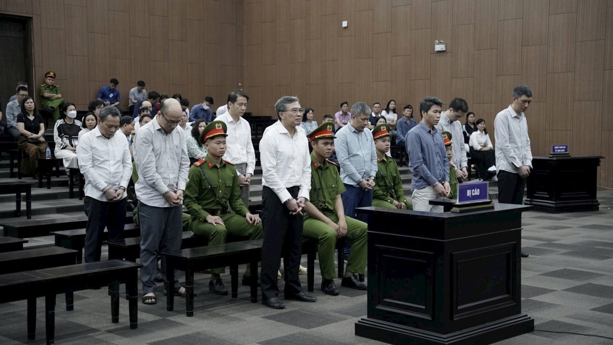 Cựu Thứ trưởng Bộ Công Thương Hoàng Quốc Vượng lĩnh án 06 năm tù